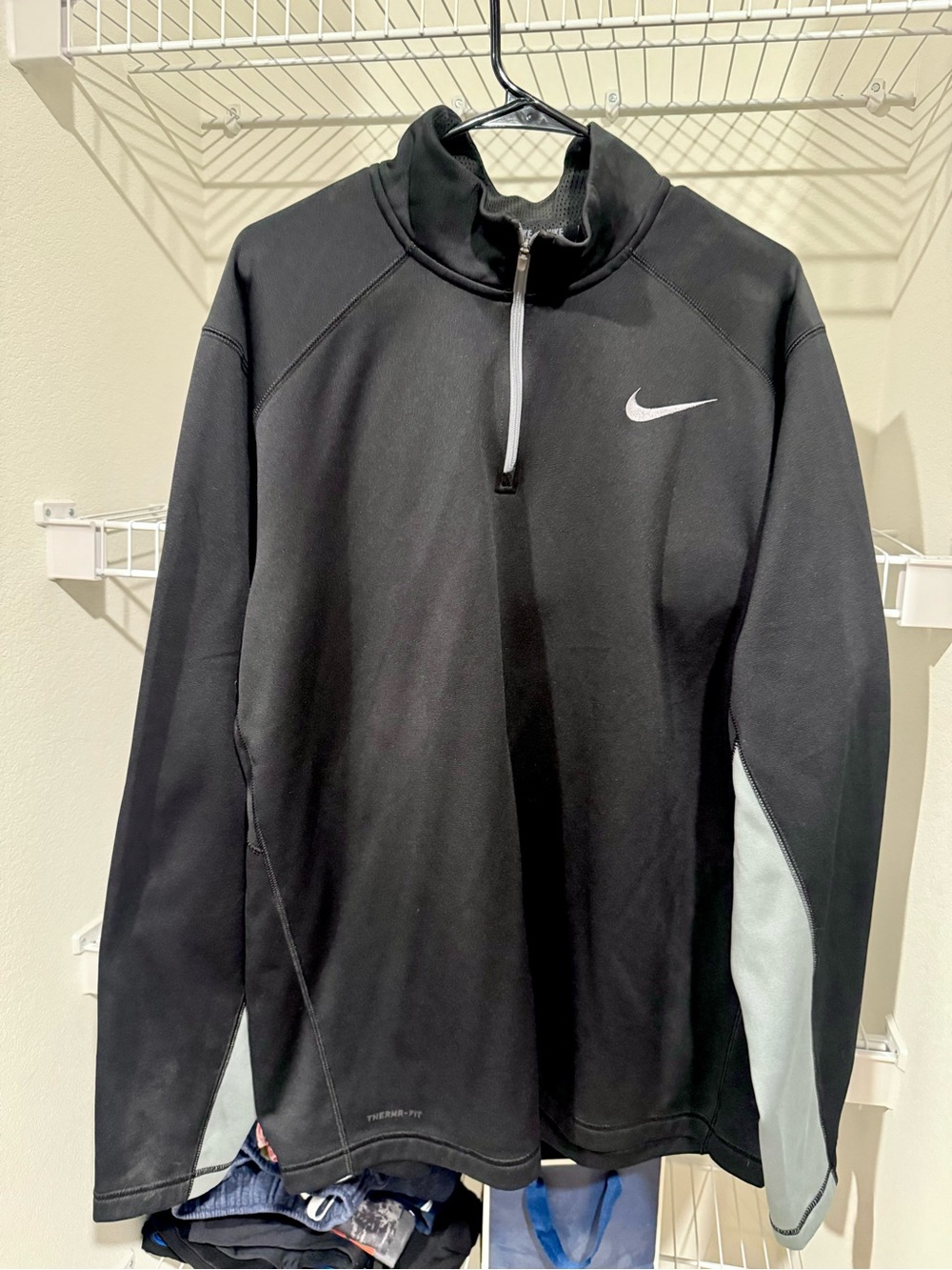 Nike Black and White Men’s Therma-Fit Performance Quarter-Zip Pullover